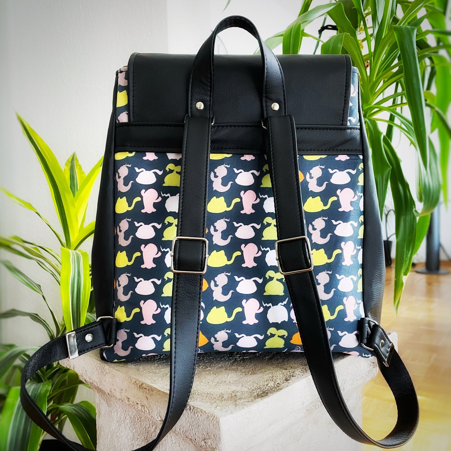Rucksack - Expandable Meraki